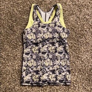 Size 8 lululemon tank